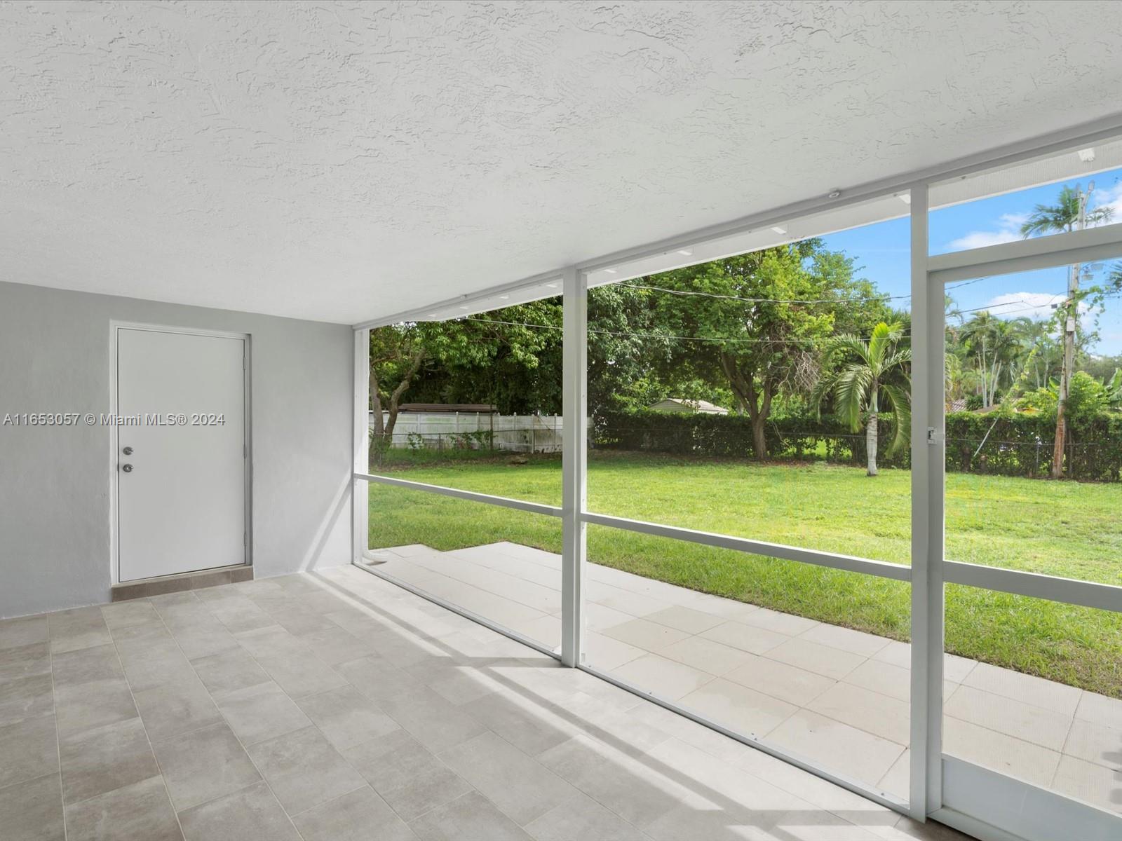 11401 SW 81st Rd # 11401