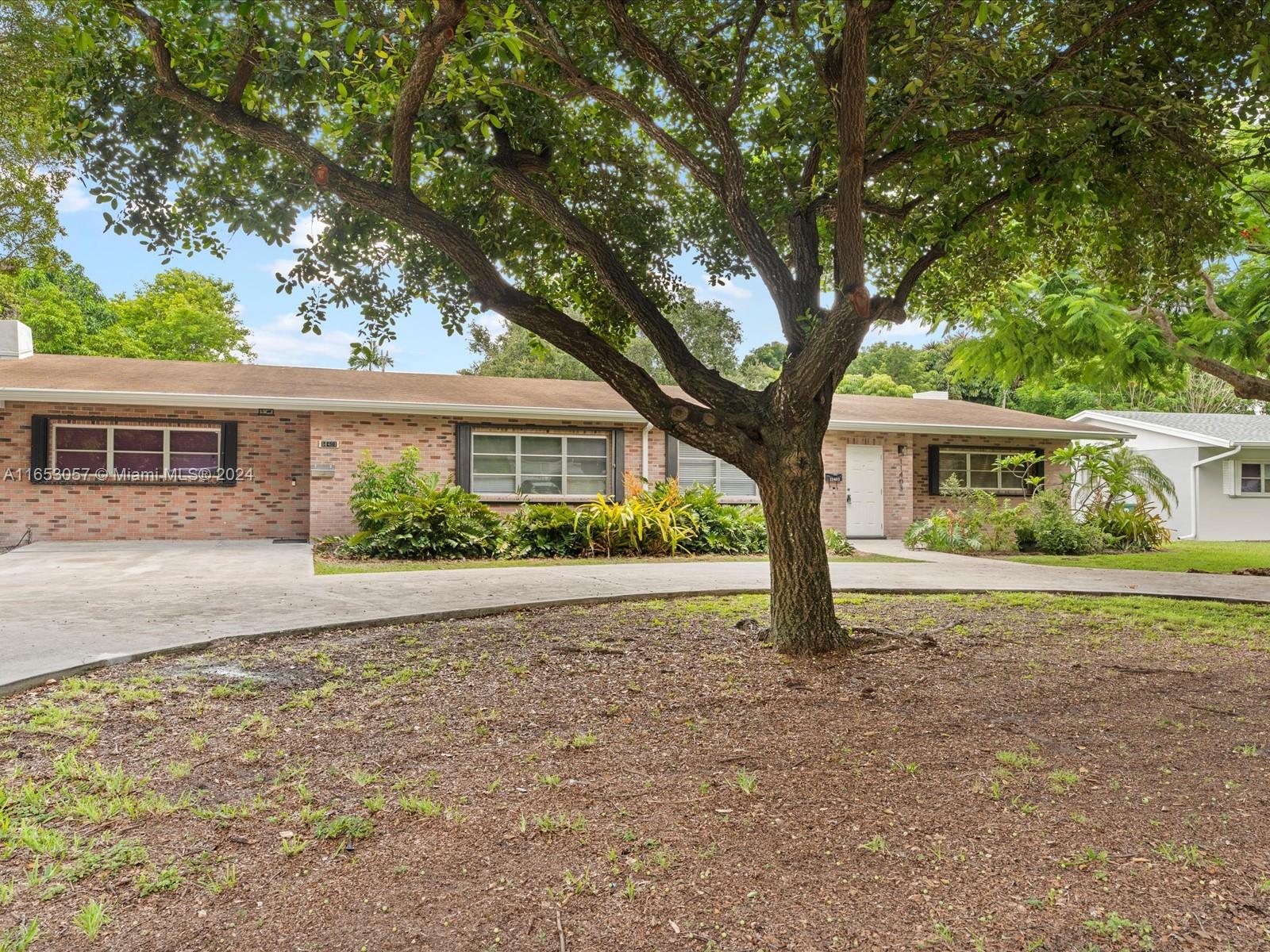 11401 SW 81st Rd # 11401