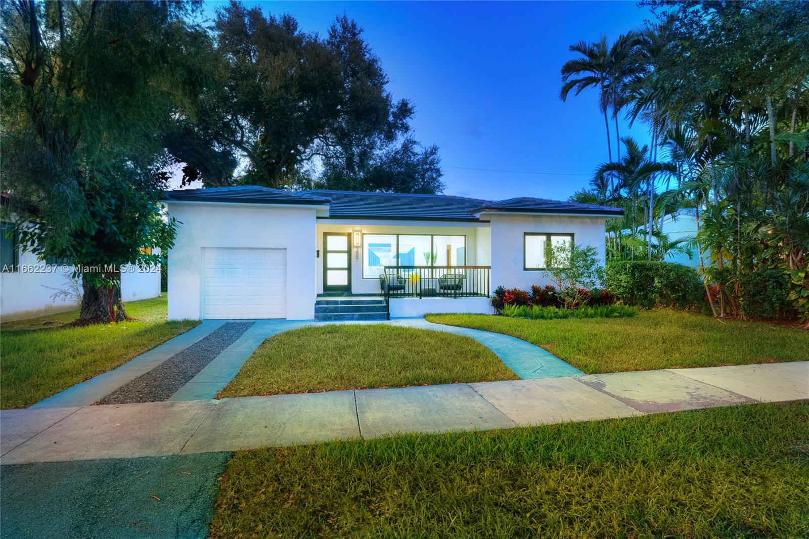 305 Fluvia Ave