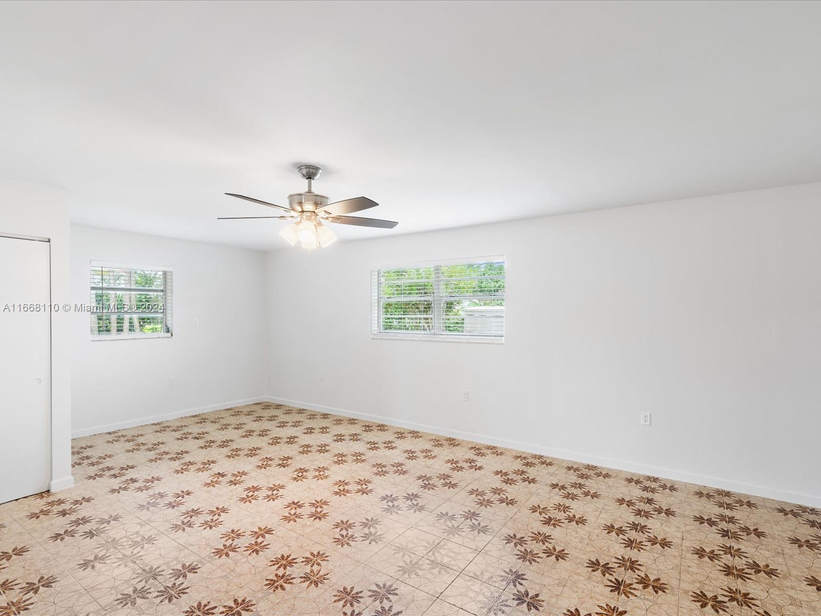 1300 SW 93rd Ct
