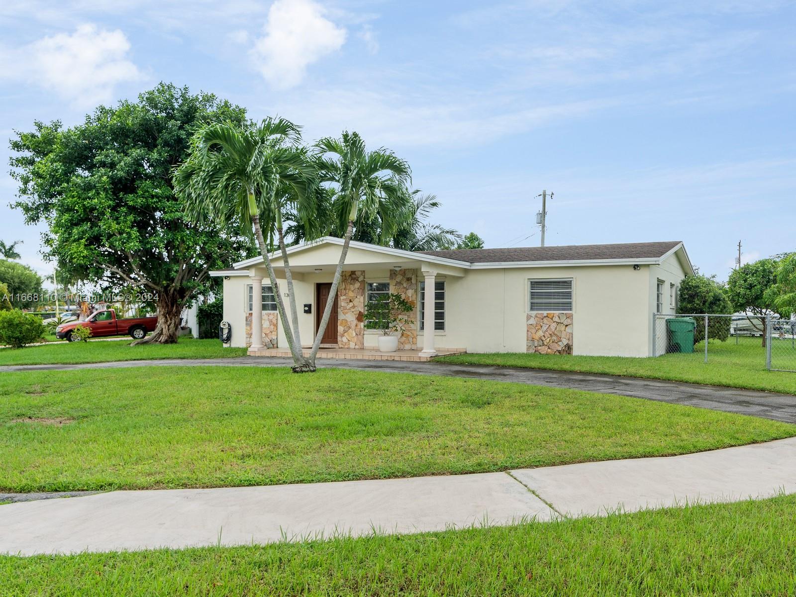 1300 SW 93rd Ct