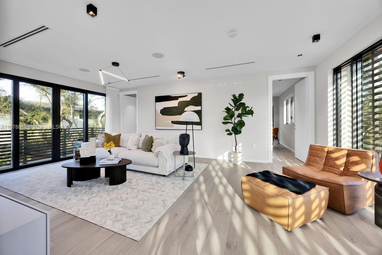 5907 SW 80 St