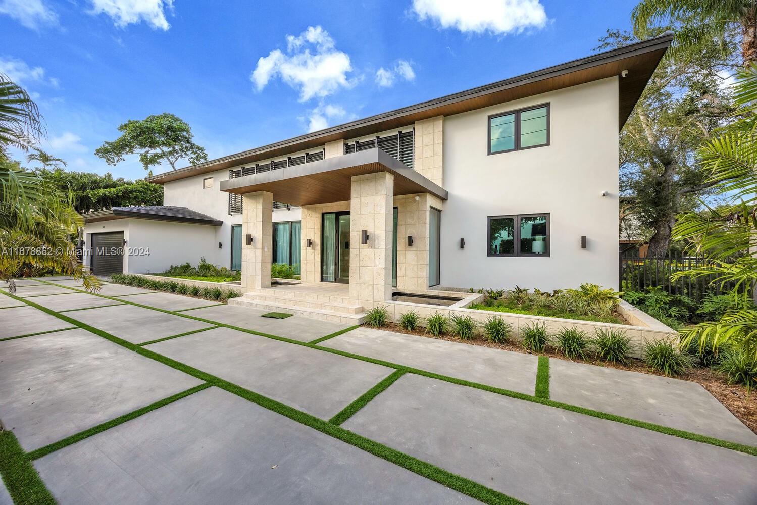 5907 SW 80 St