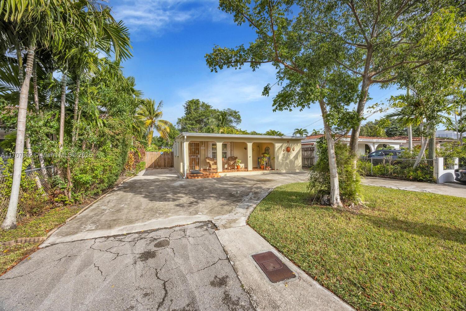 6365 SW 33rd St