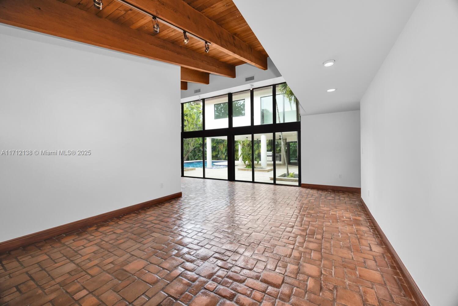 7765 SW 57th Ter
