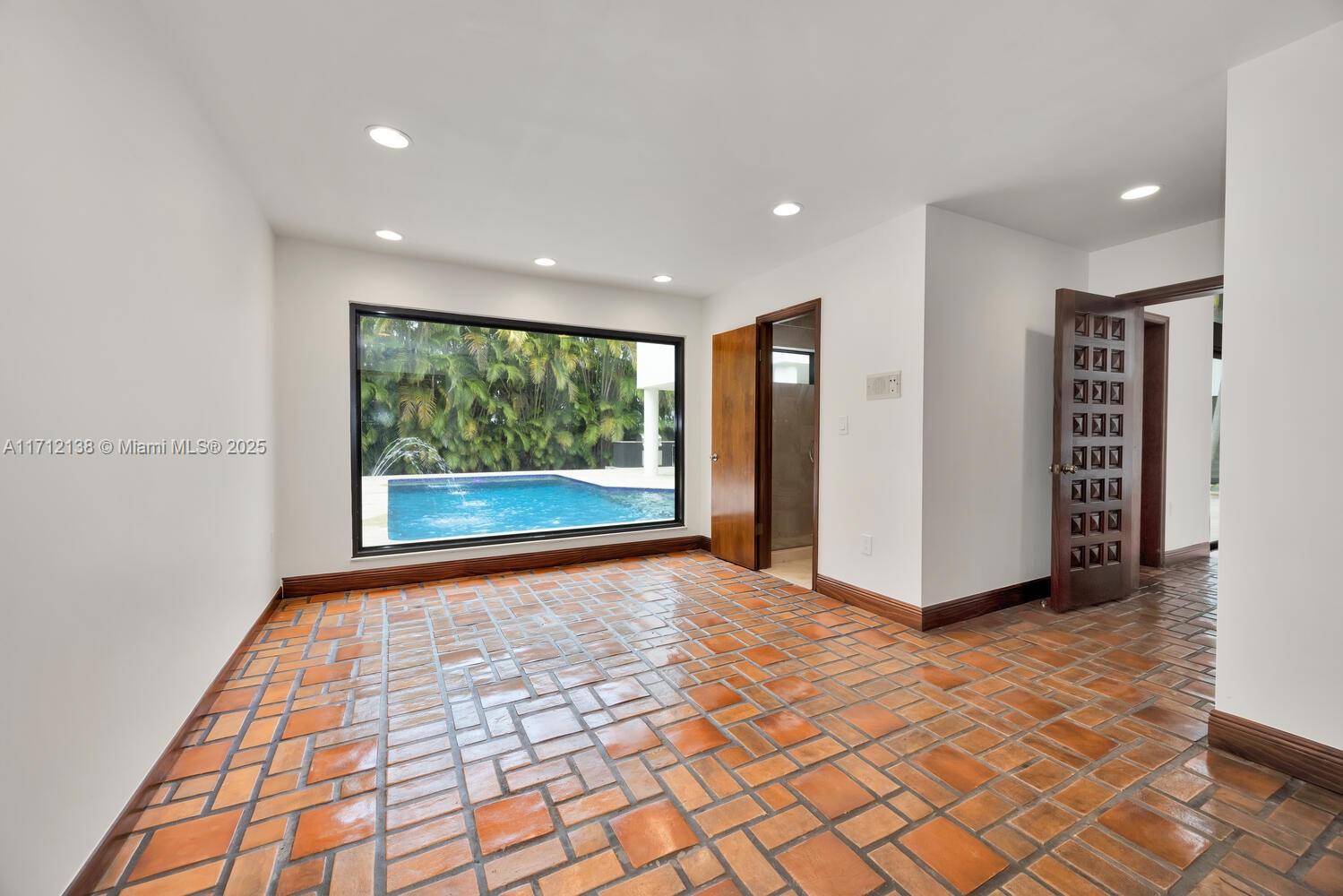 7765 SW 57th Ter