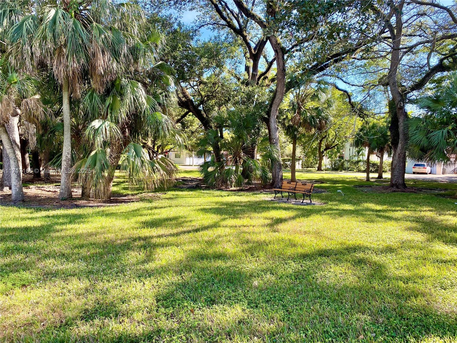 809 Ferdinand St # 3