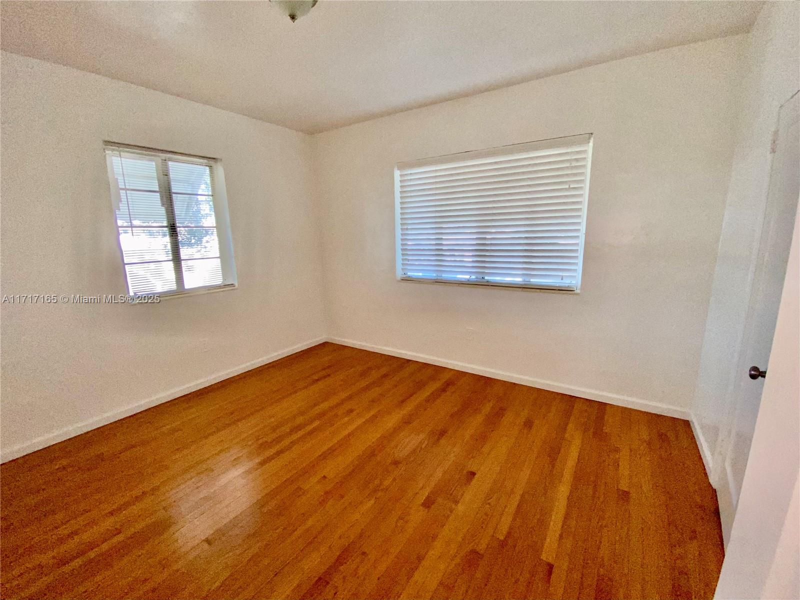 809 Ferdinand St # 3