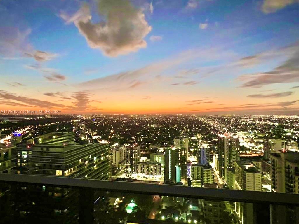 1000 Brickell Plz # 4806