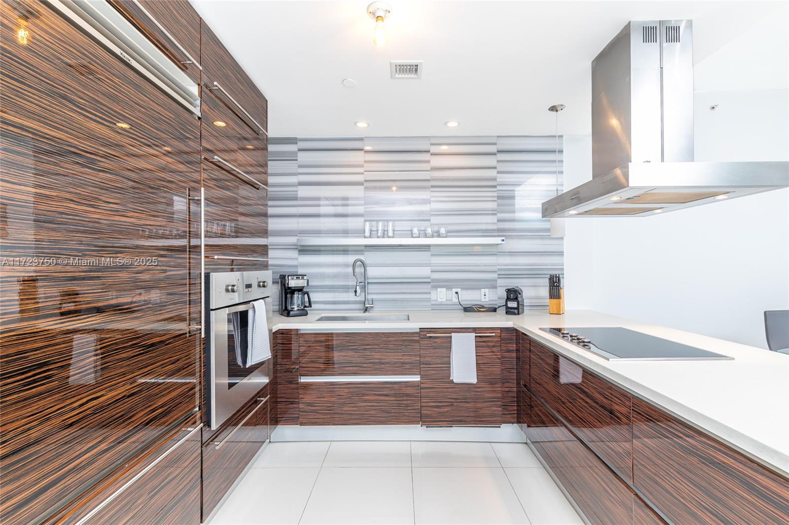 1100 Biscayne Blvd # 4403