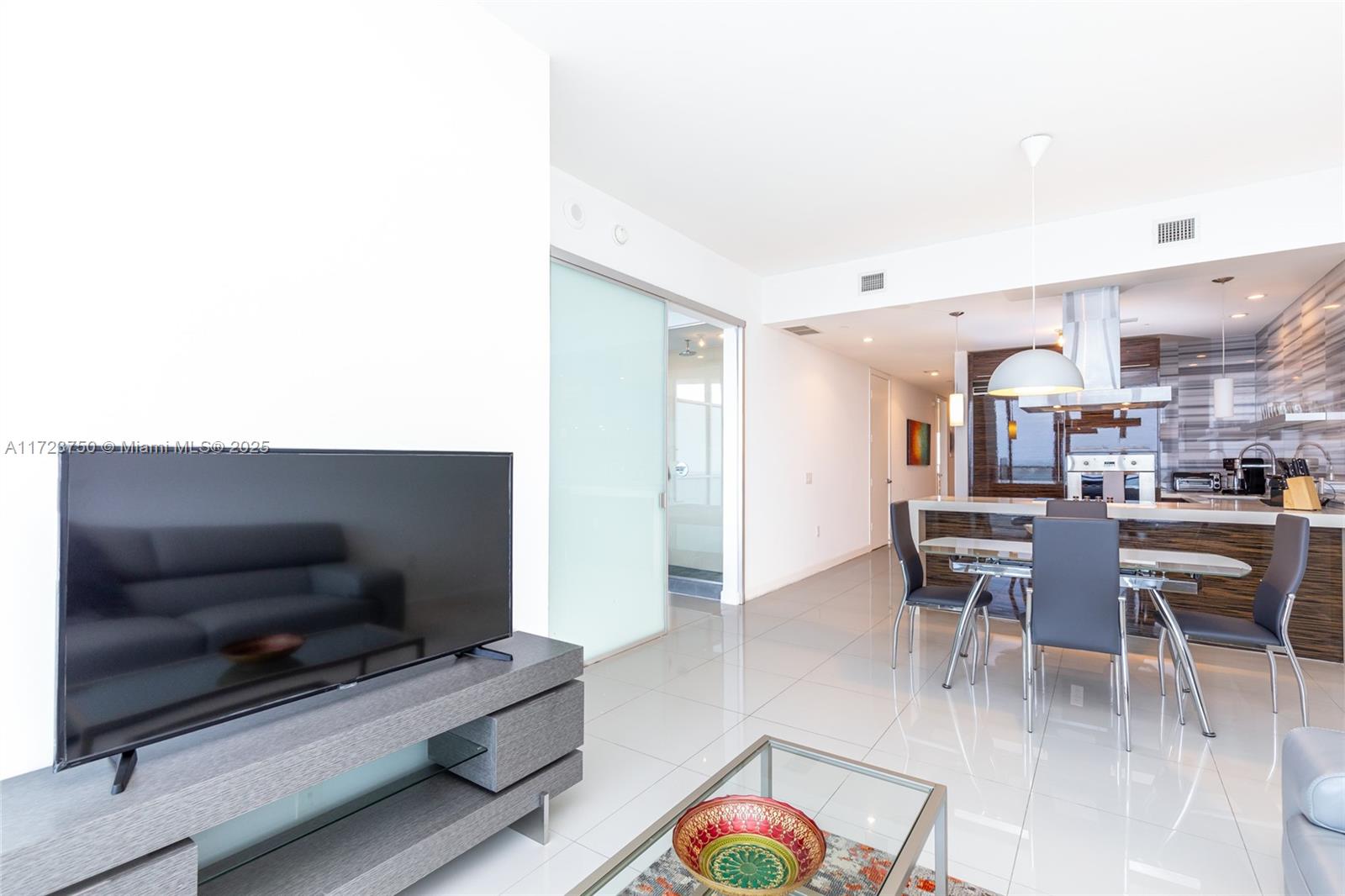 1100 Biscayne Blvd # 4403