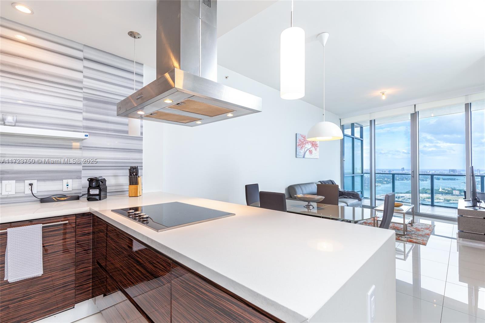 1100 Biscayne Blvd # 4403