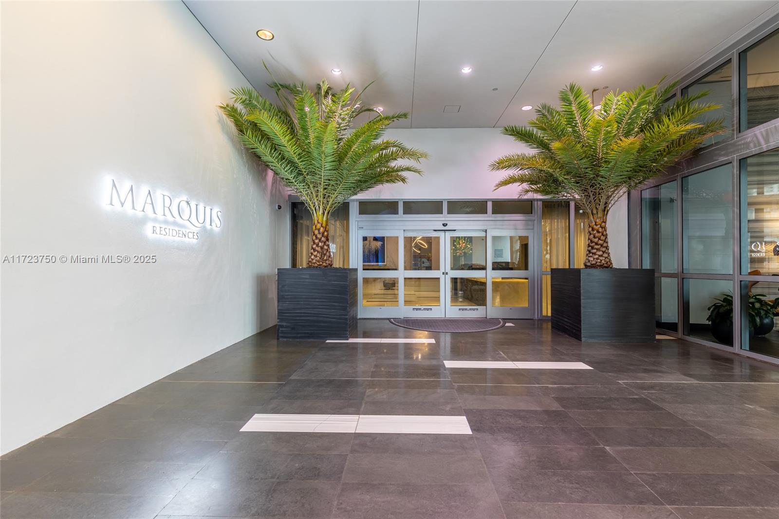 1100 Biscayne Blvd # 4403