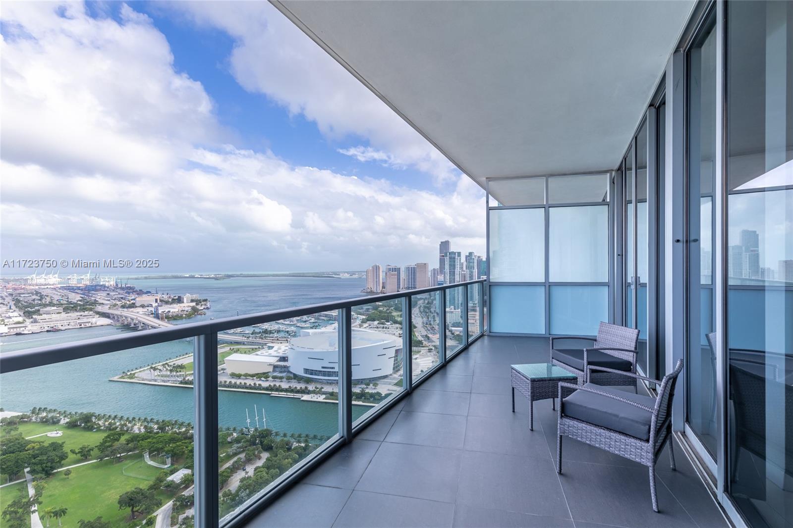 1100 Biscayne Blvd # 4403