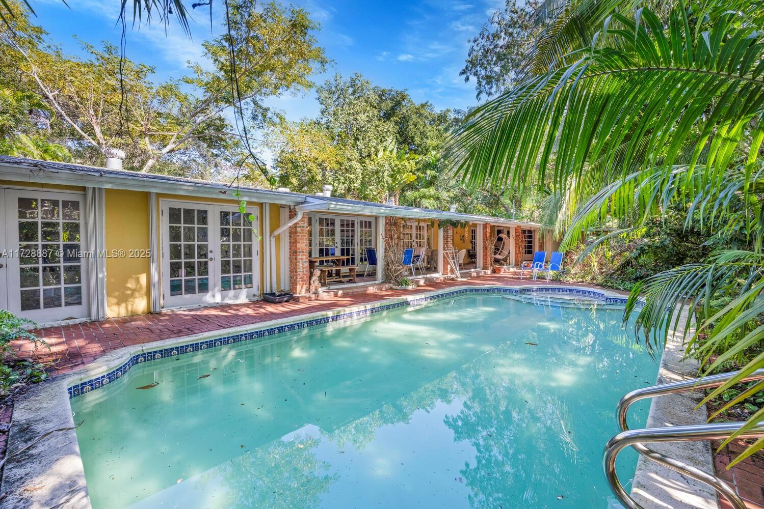 15000 Old Cutler Rd