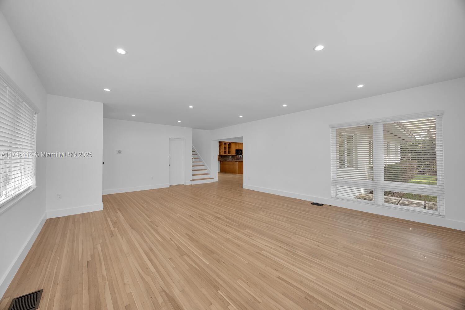 5745 Riviera Dr