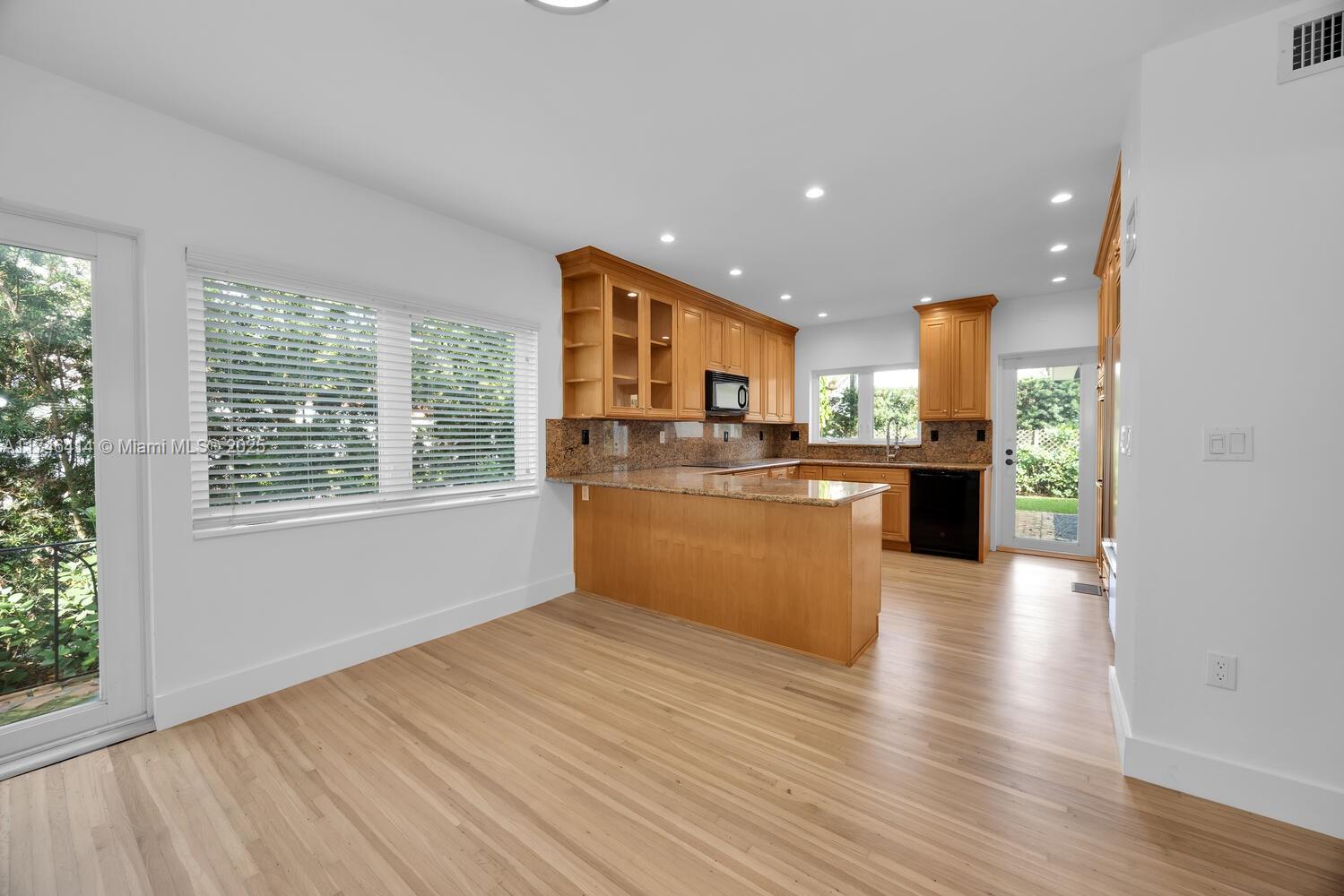 5745 Riviera Dr