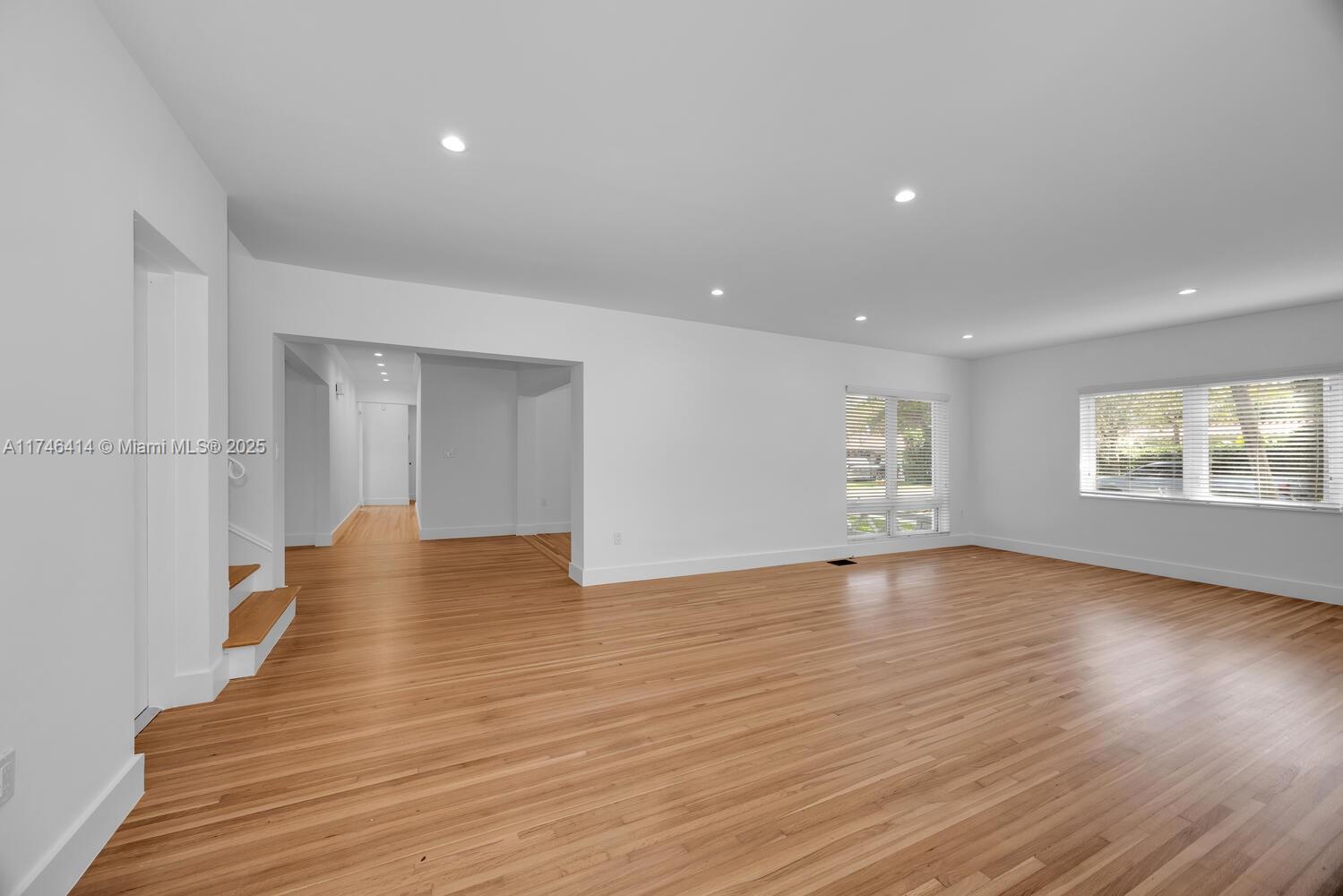 5745 Riviera Dr