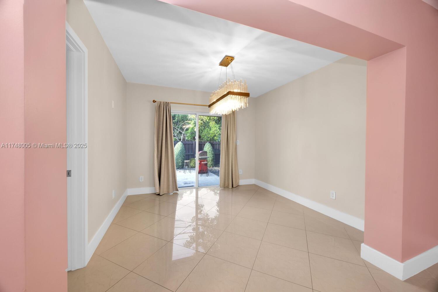 146 Ponce De Leon Blvd