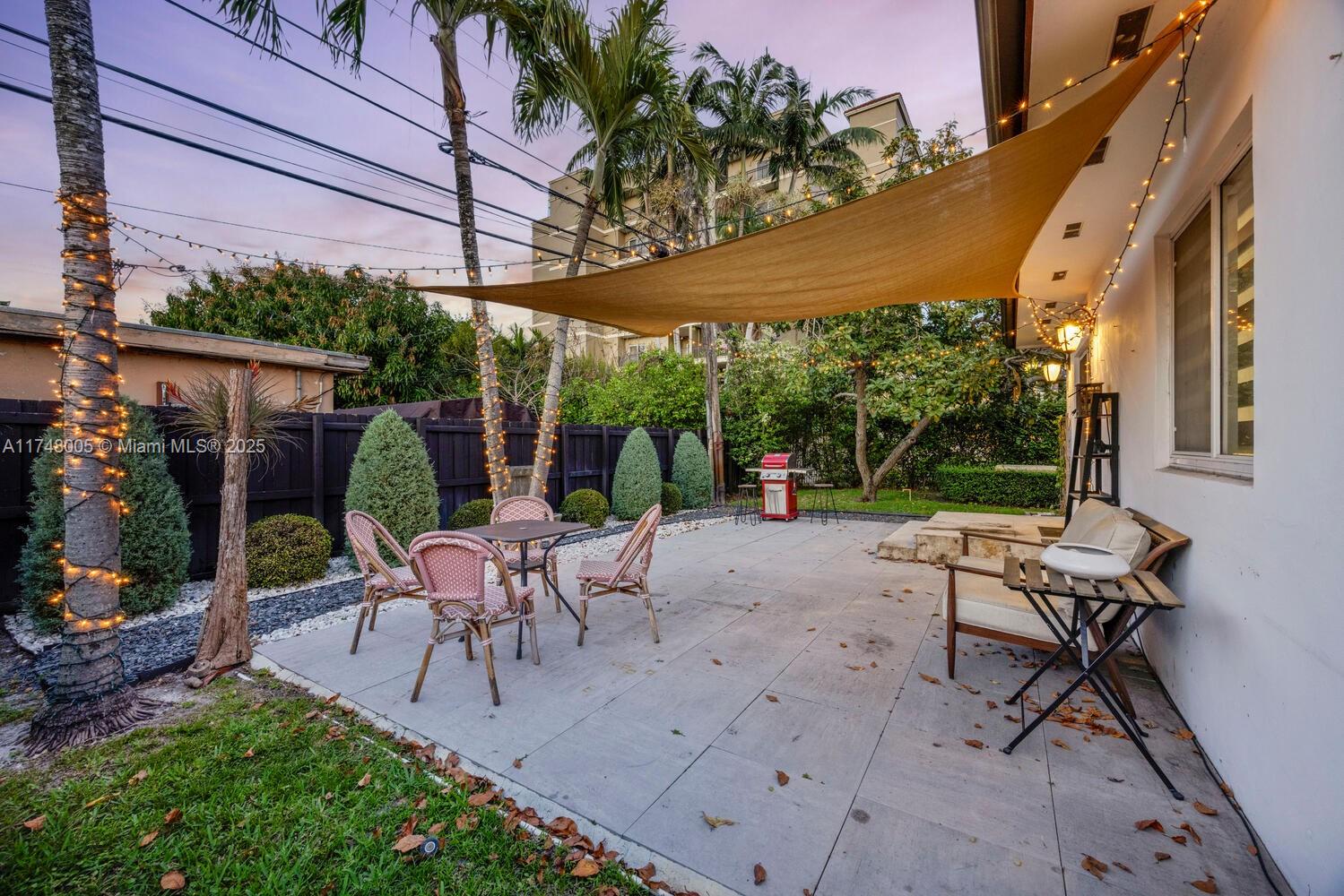 146 Ponce De Leon Blvd