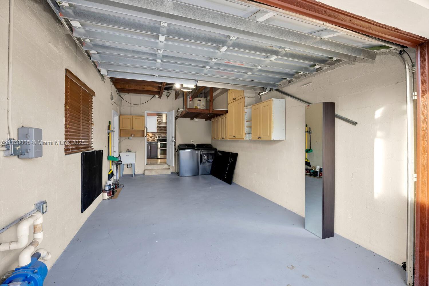 146 Ponce De Leon Blvd