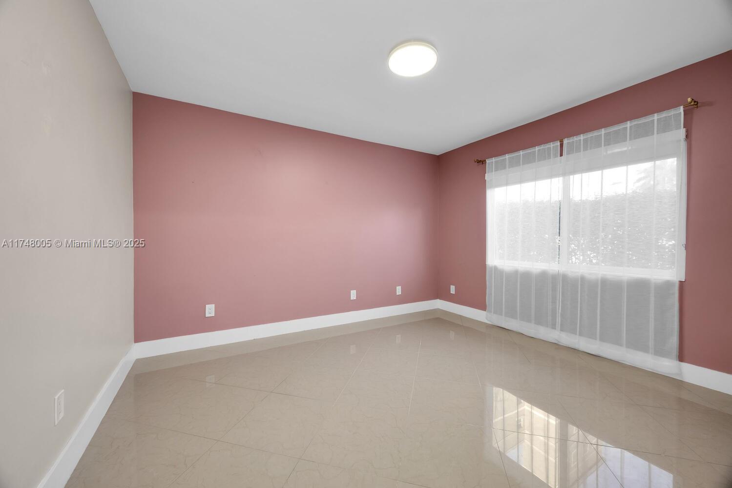 146 Ponce De Leon Blvd
