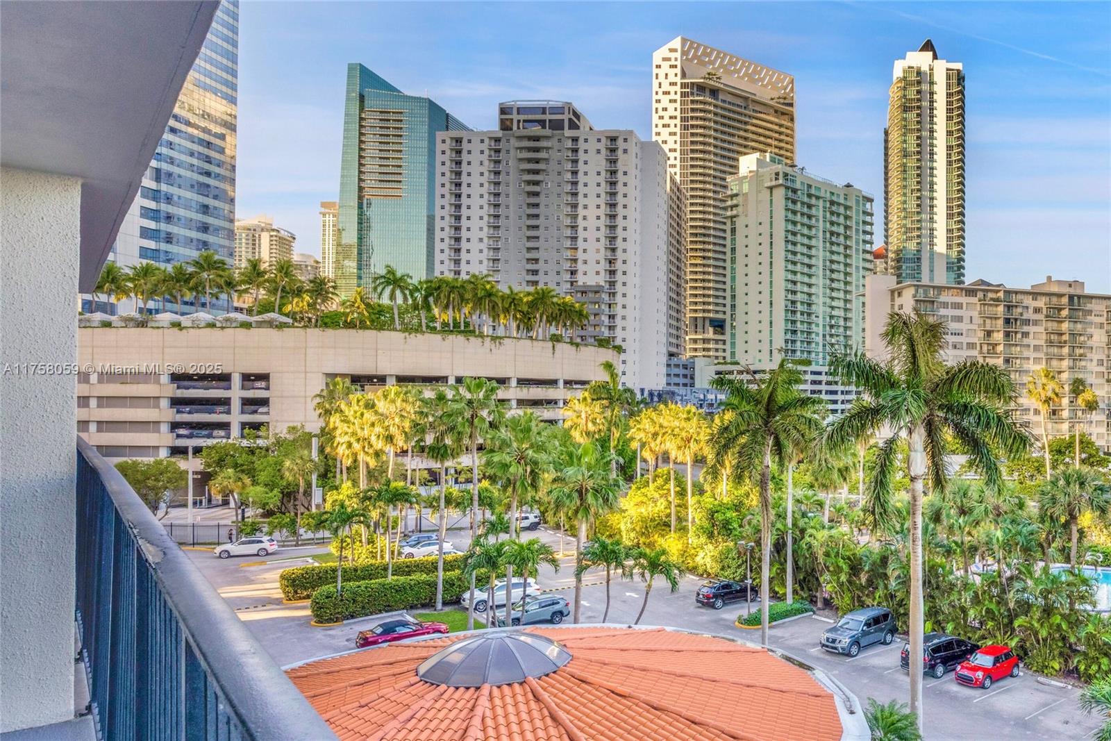 1450 Brickell Bay Dr # 504