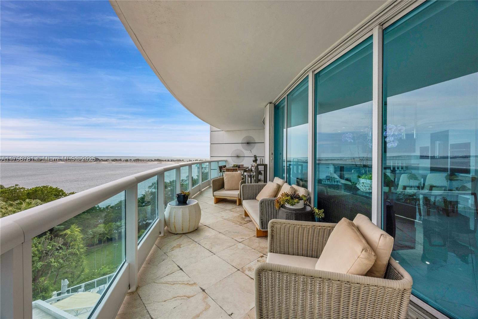 2127 Brickell Ave # 801