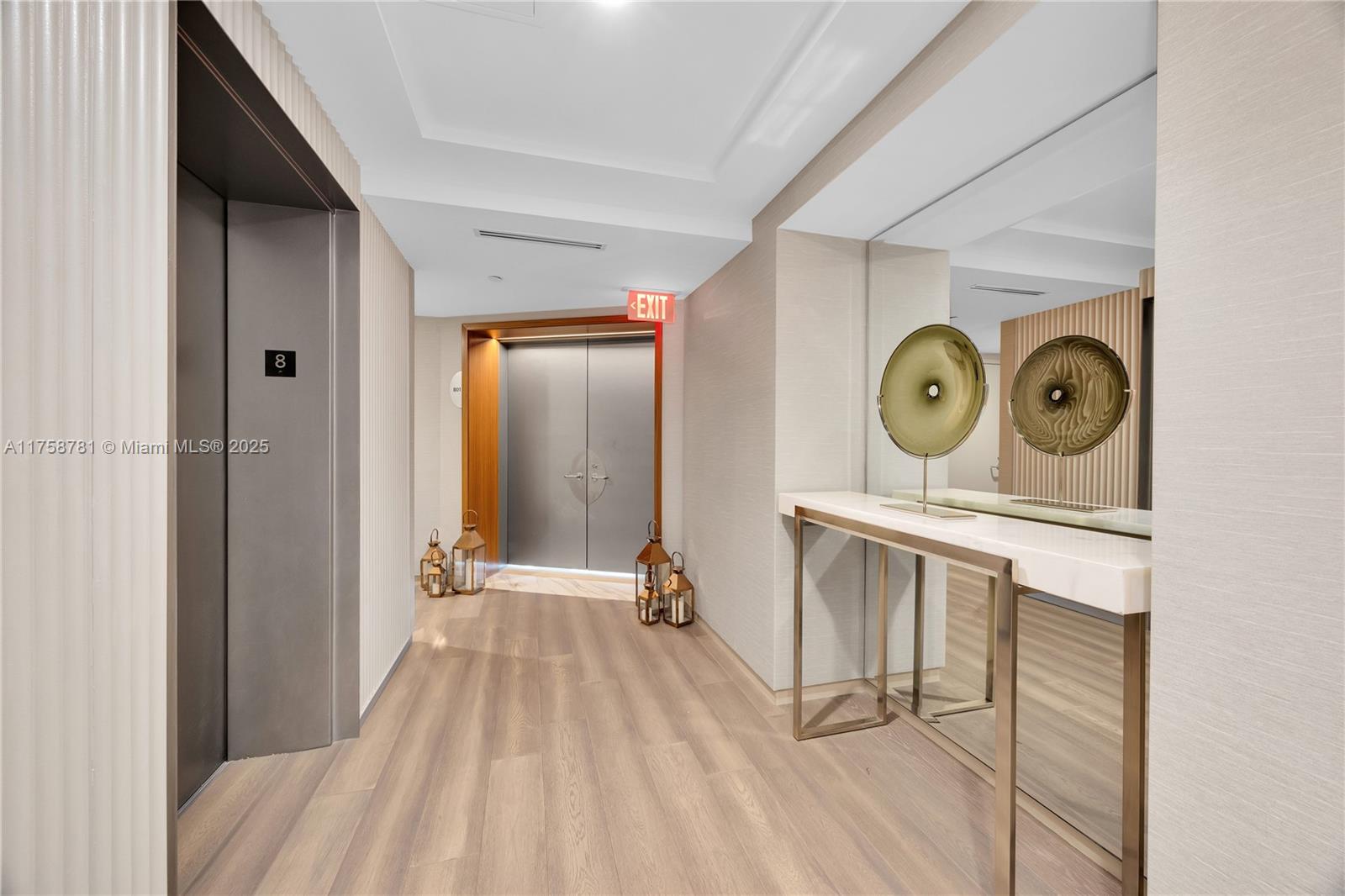 2127 Brickell Ave # 801