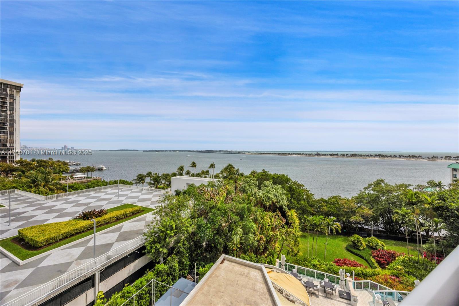 2127 Brickell Ave # 801