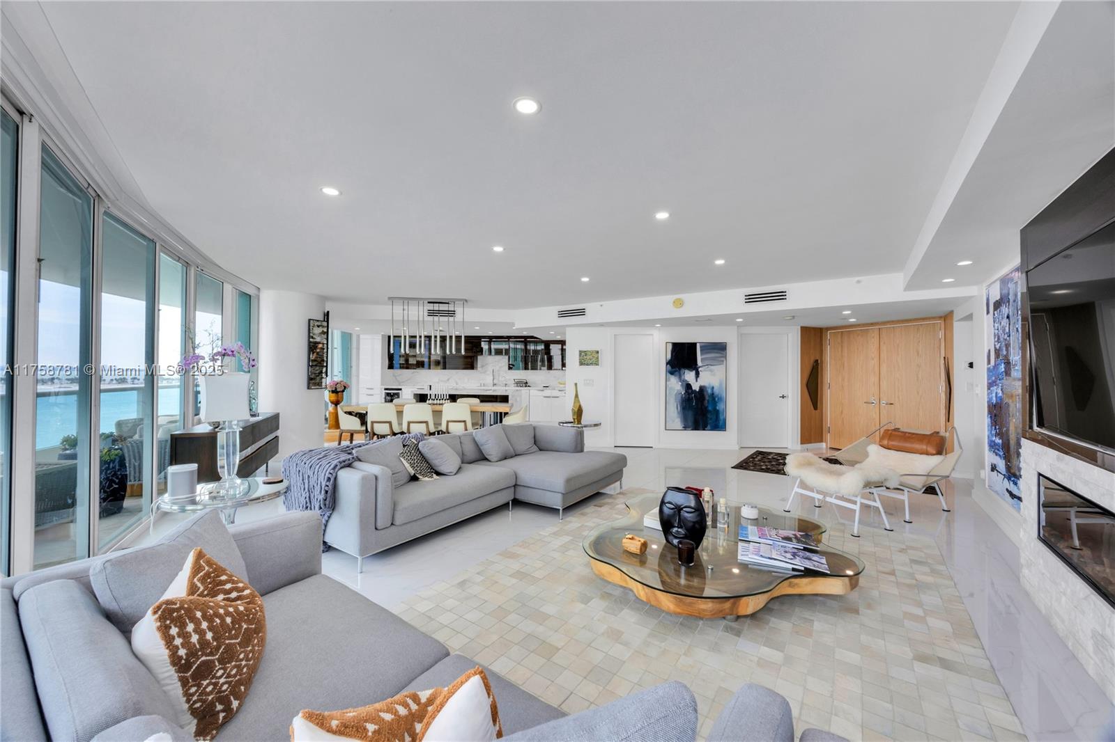 2127 Brickell Ave # 801