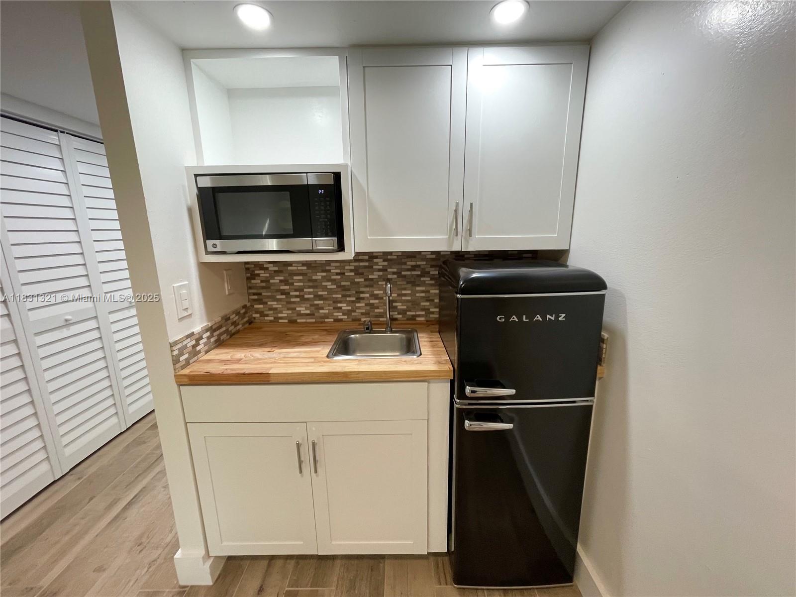 1280 S Alhambra Cir # 1111A