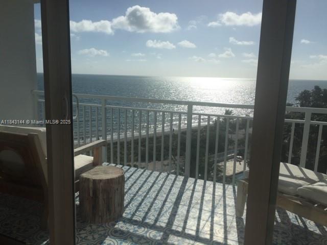 613 Ocean Dr # 8C