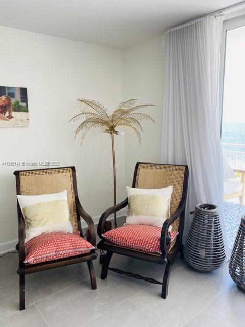 613 Ocean Dr # 8C