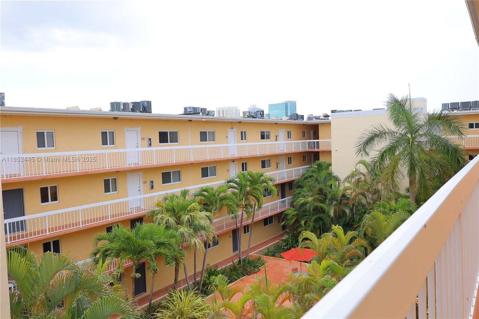 7815 Camino Real # 414 Unit: I-414