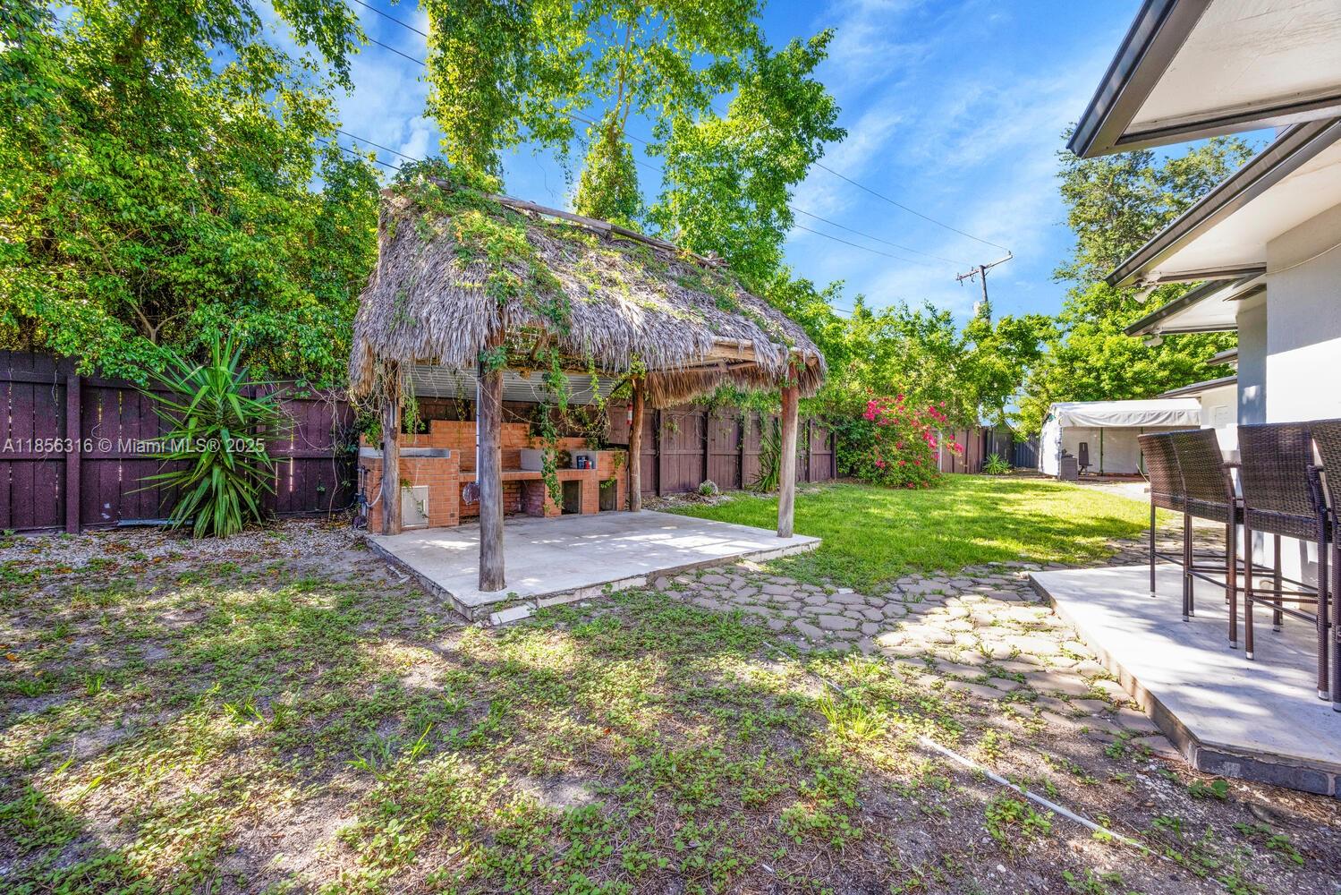 10504 SW 77th Ct
