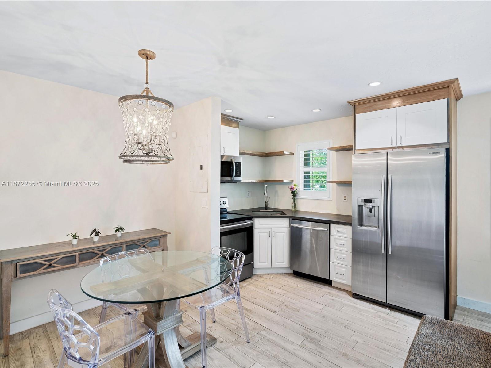 255 Sunrise Dr # 307