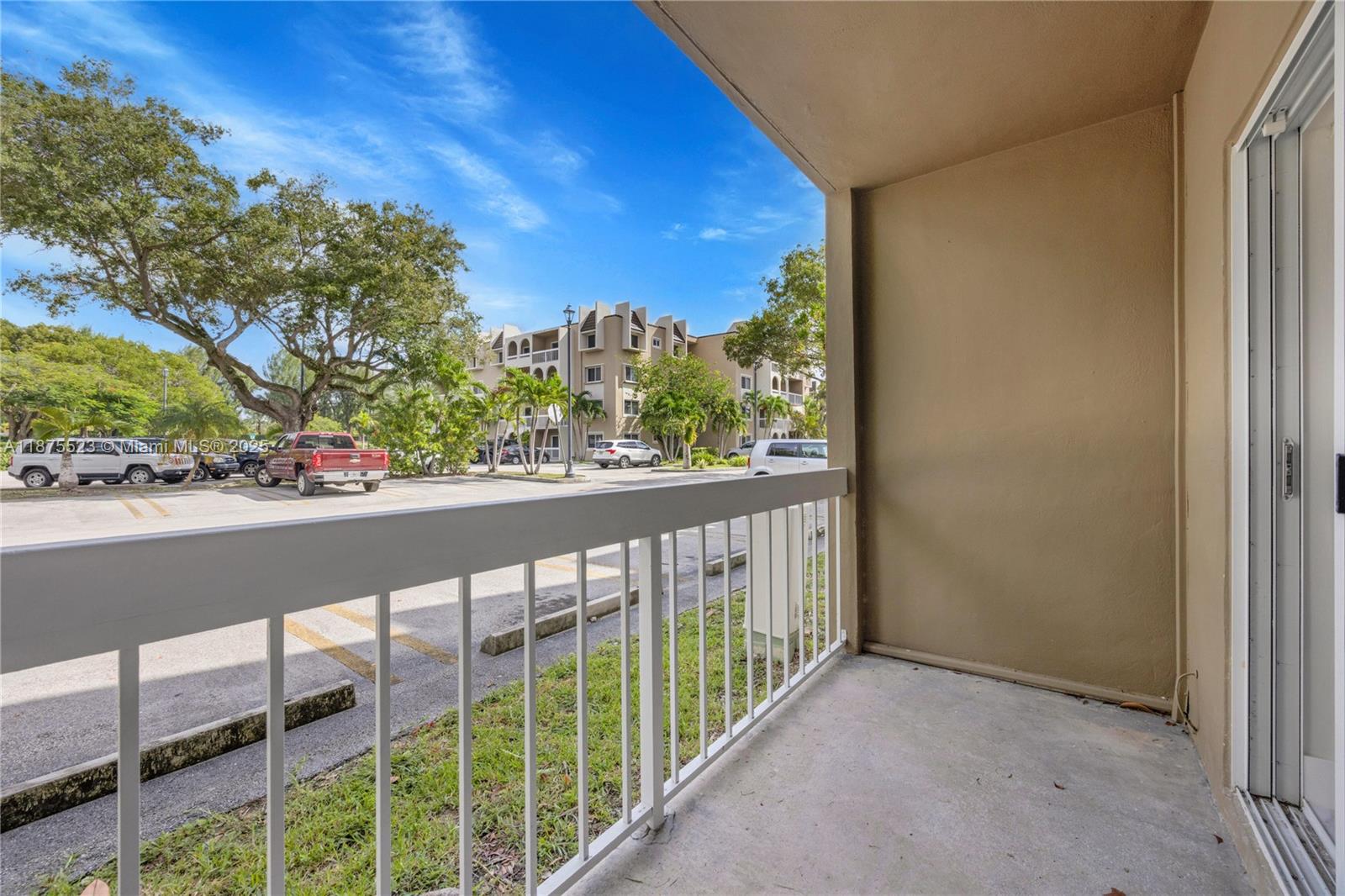 7915 Camino Real # 101 Unit: N-101