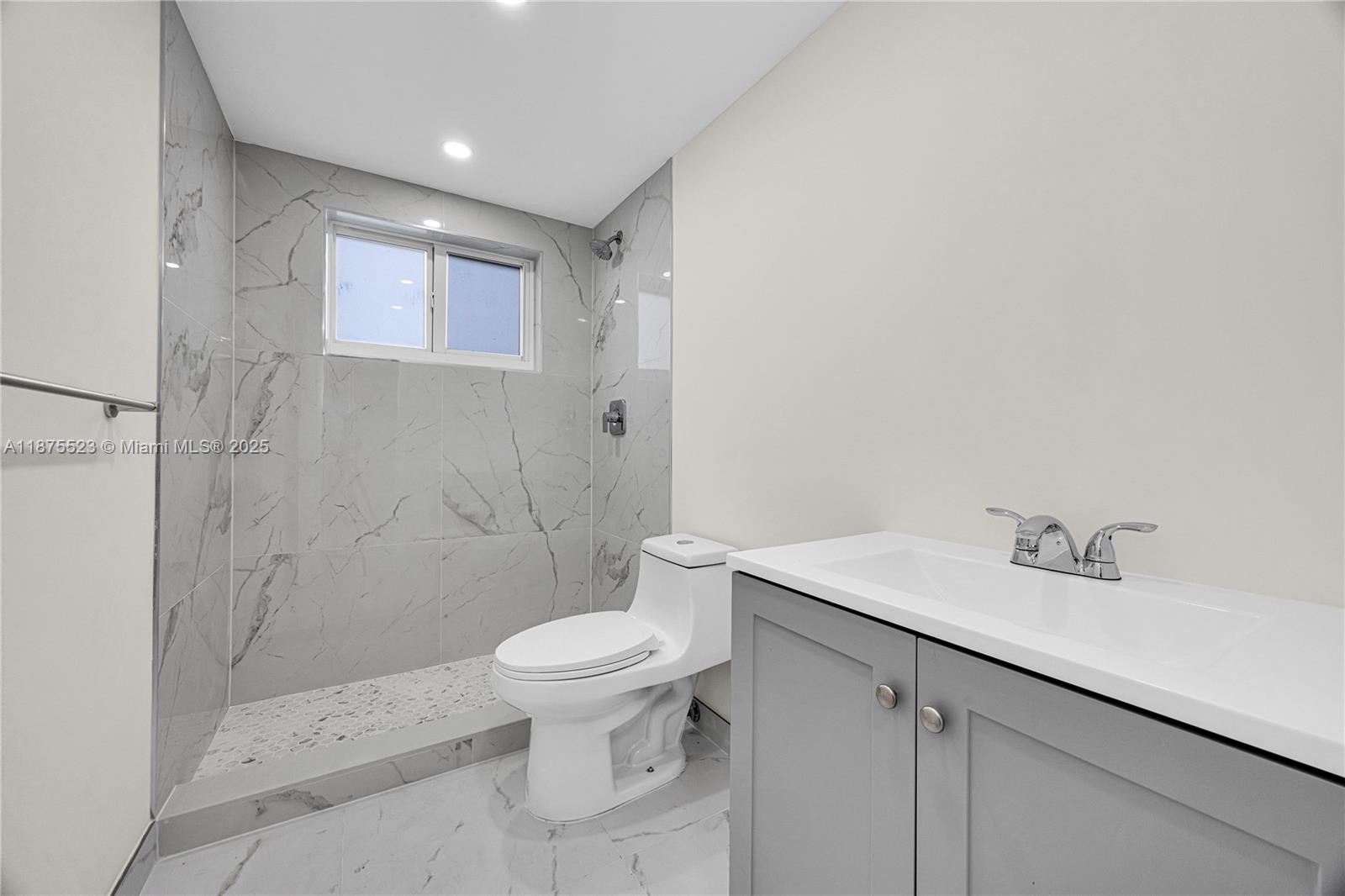 7915 Camino Real # 101 Unit: N-101