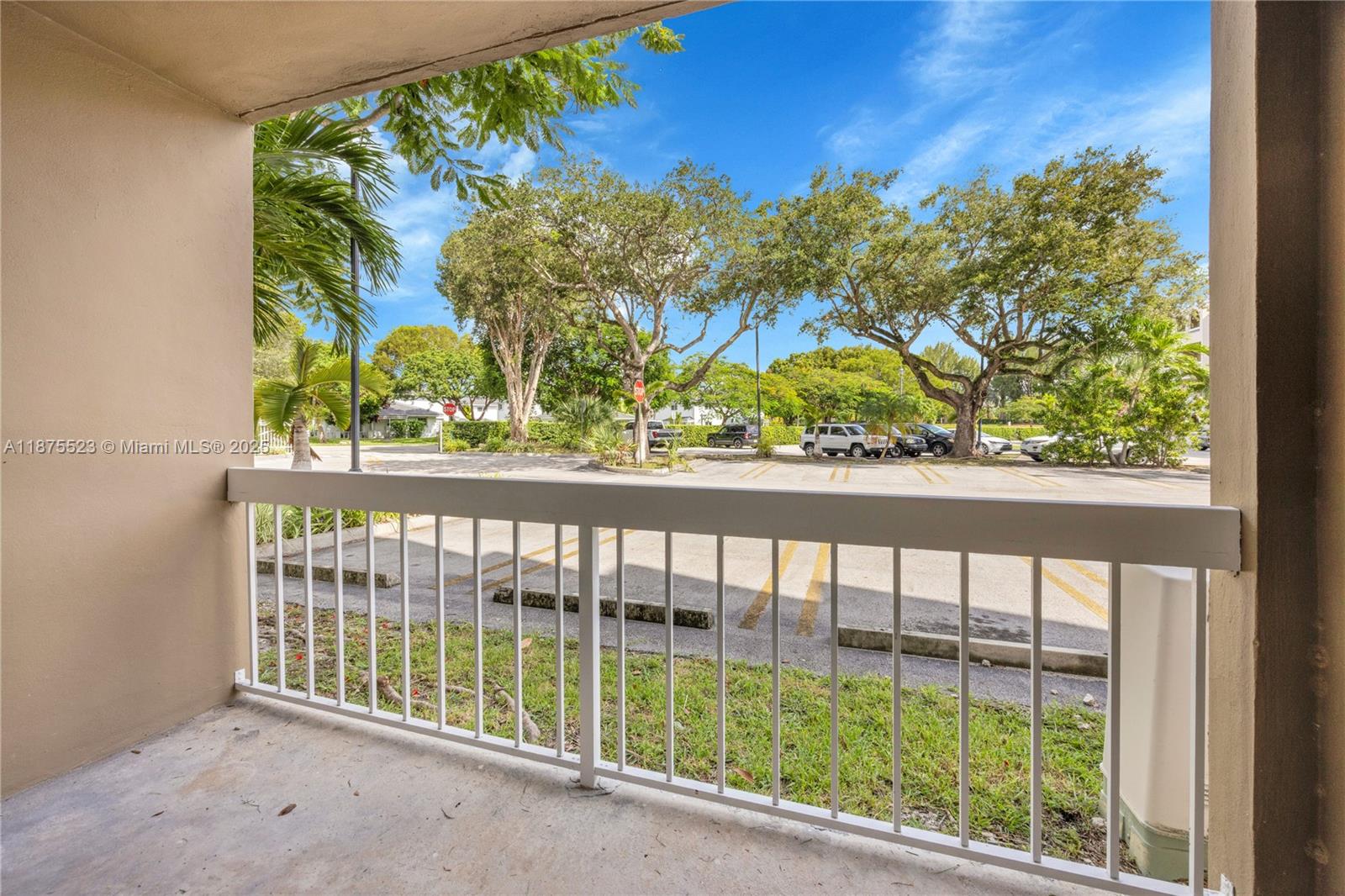 7915 Camino Real # 101 Unit: N-101