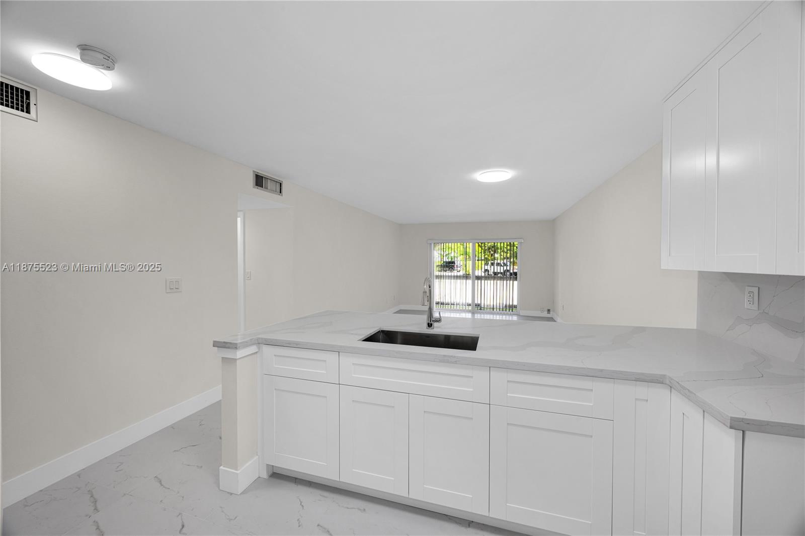 7915 Camino Real # 101 Unit: N-101