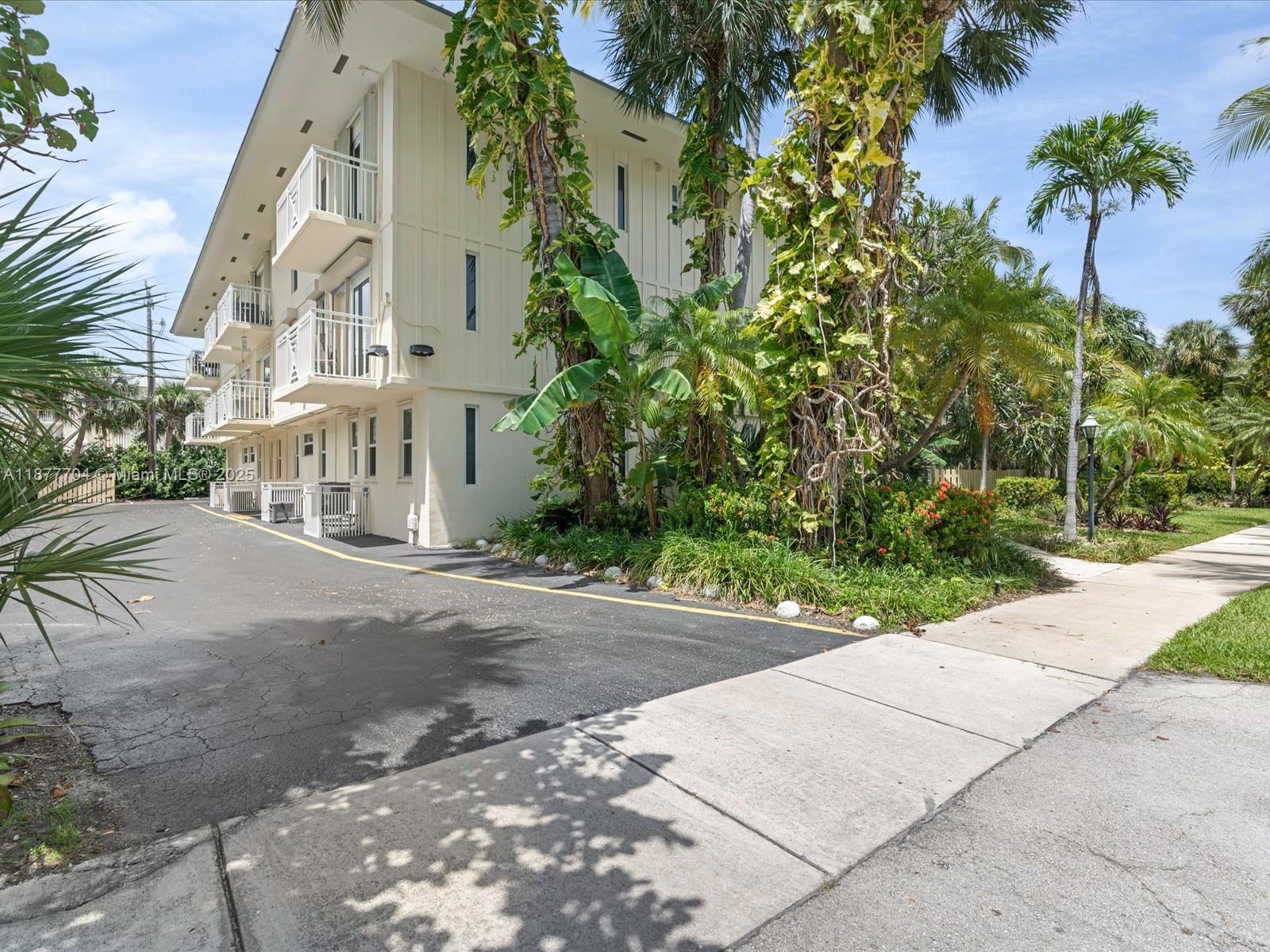 255 Sunrise Dr # 307