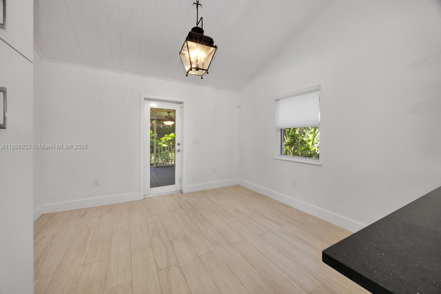 1100 El Rado St, Coral Gables