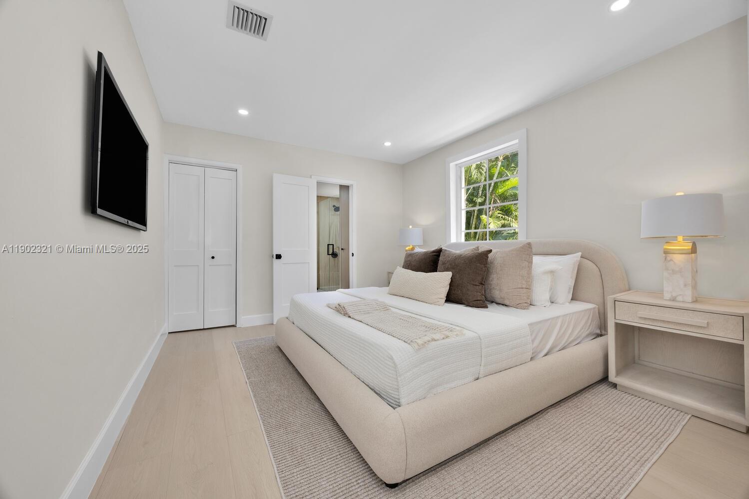 1213 La Mancha Ave, Coral Gables