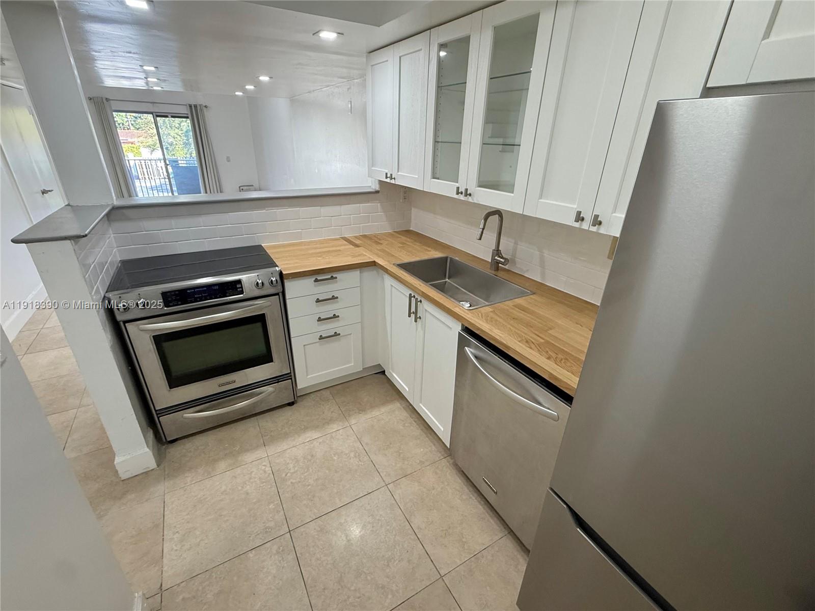 4600 SW 67th Ave # 215