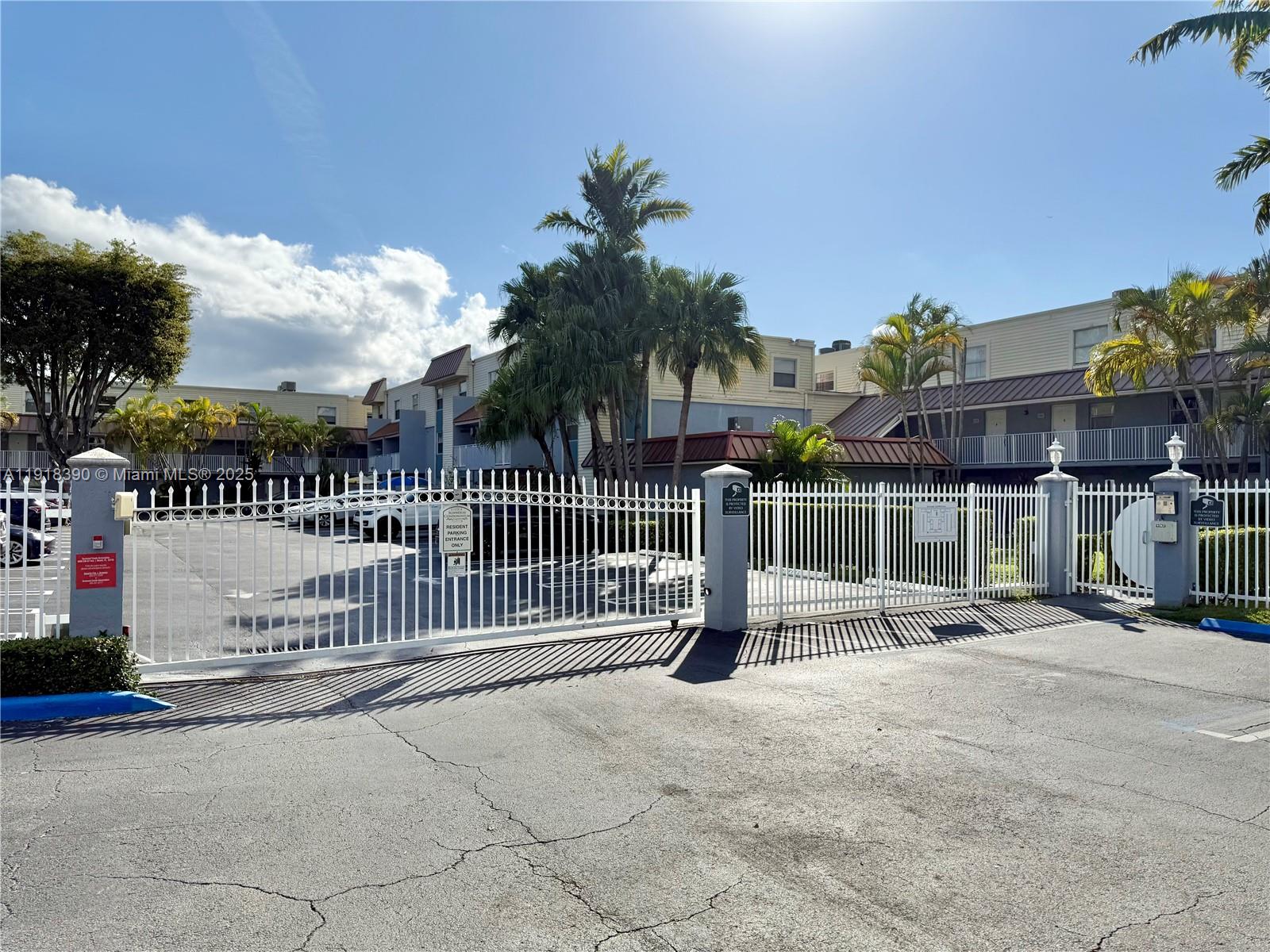 4600 SW 67th Ave # 215