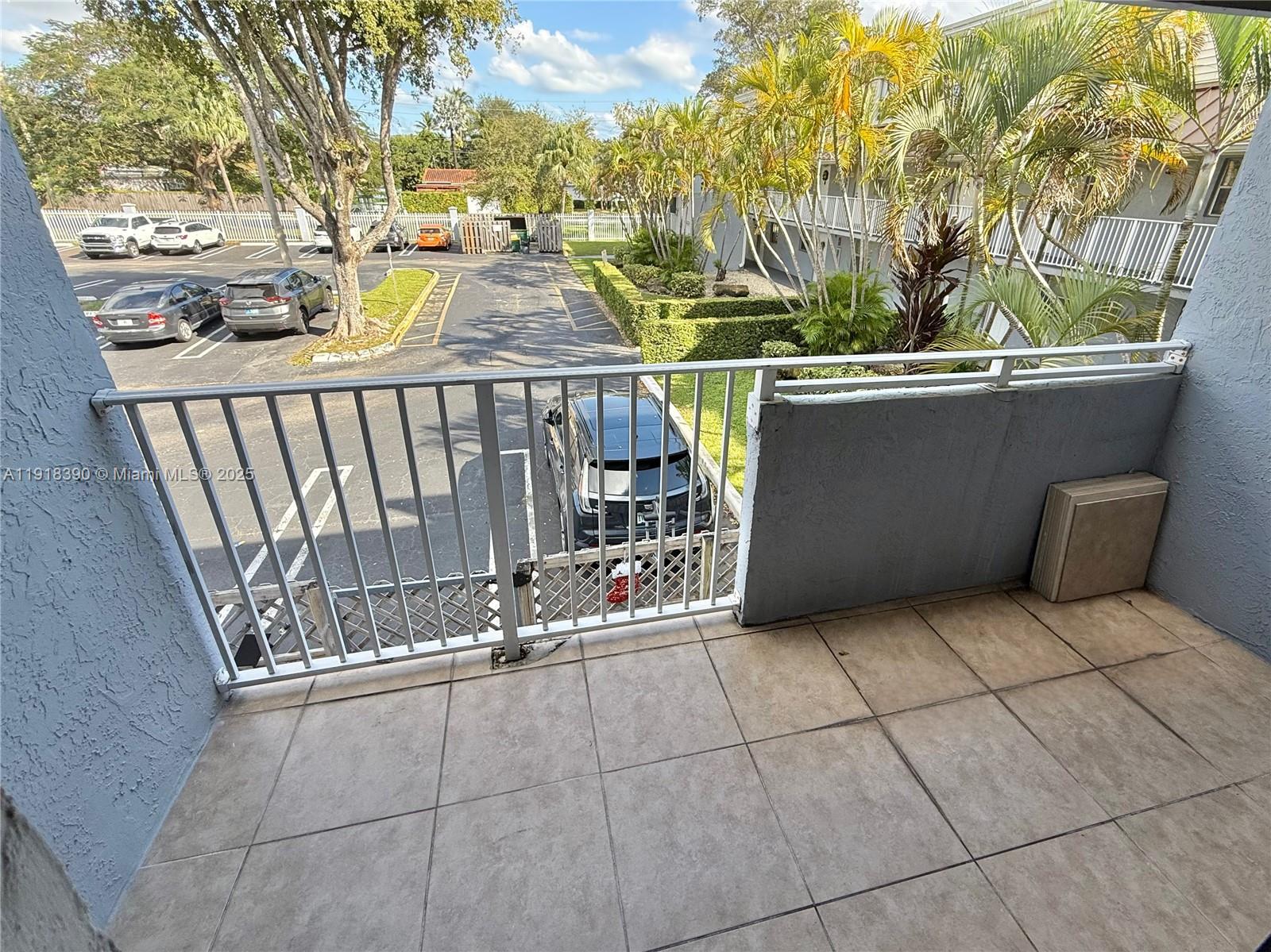 4600 SW 67th Ave # 215