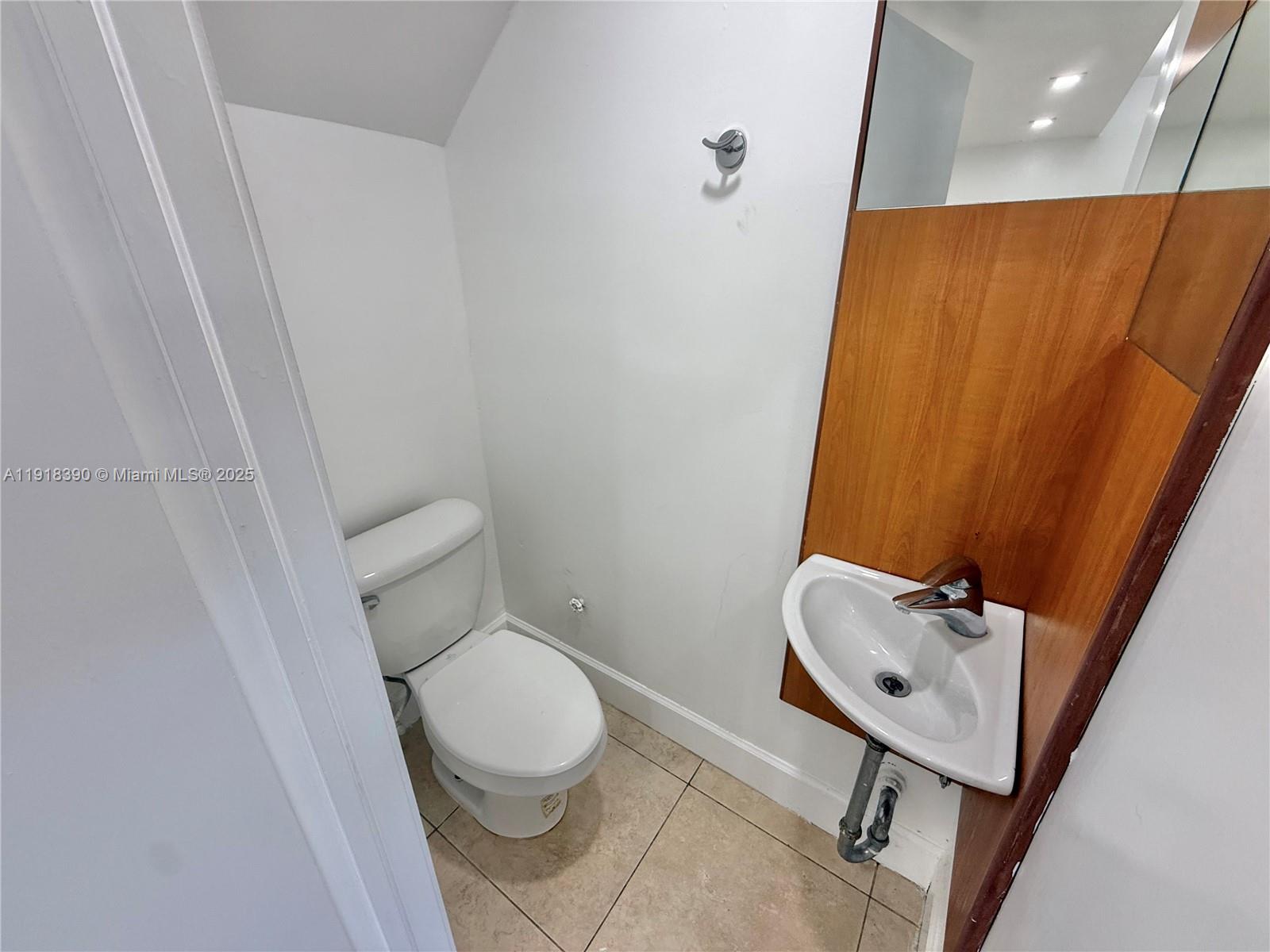 4600 SW 67th Ave # 215