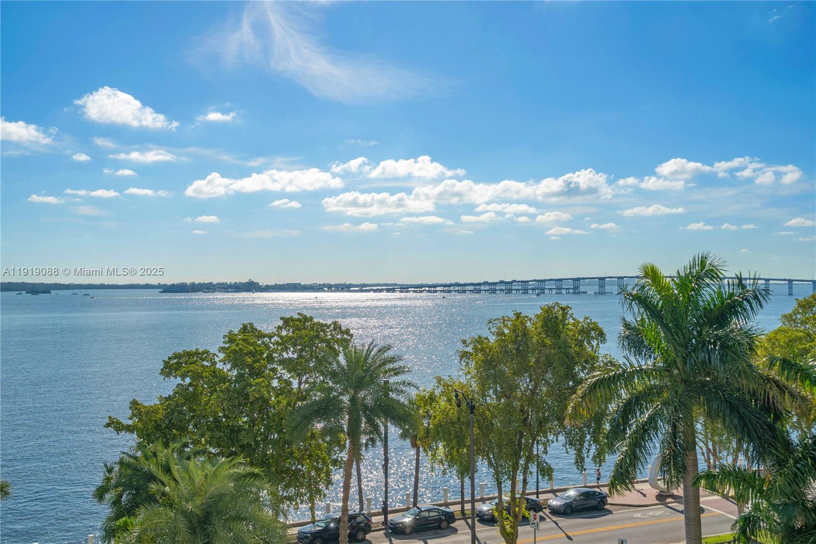 1420 Brickell Bay Dr # 608B