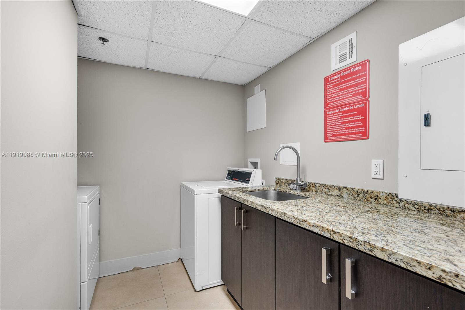 1420 Brickell Bay Dr # 608B